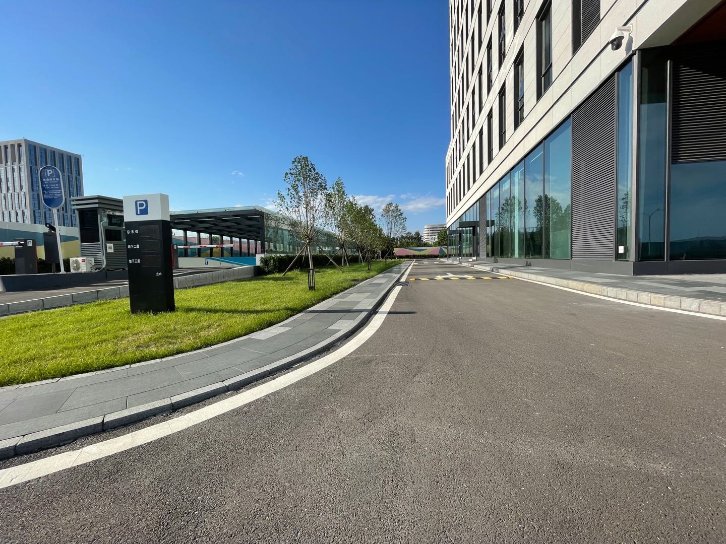 交控大厦实拍图1